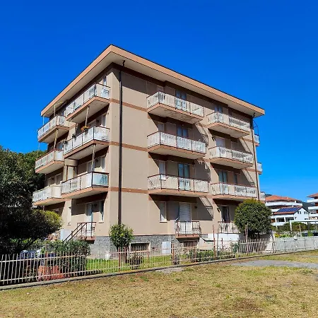 公寓 Via San Lazzaro 53 *